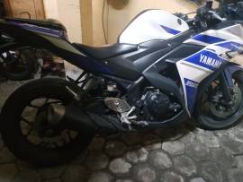 Yamaha R25