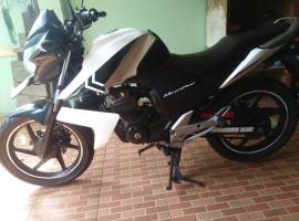 Honda New Megapro 2013 + custom tangki CB 1000