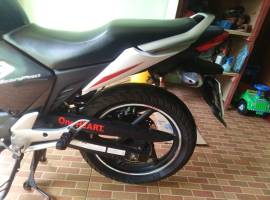 Honda New Megapro 2013 + custom tangki CB 1000