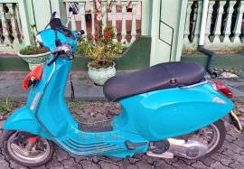 PIAGGIO VESPA SPRINT 150 3V BIRU MUDA 2014 PLAT B 