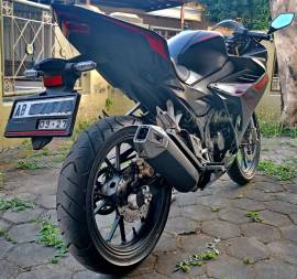 HONDA CBR150 (K45R) Type ABS Hitam 2022 Plat AB Sl