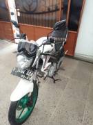 Yamaha Vixion putih 2011