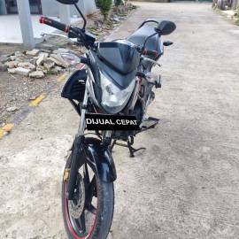 CB150R 2013 – Kelapa 2 Tangerang, Mesin Kering Sta