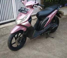 Motor Honda Beat karbu tahun 2010 tangan pertama