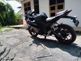 JUAL CEPAT MOTOR YAMAHA R15