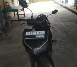  Dijual Honda Vario 125 BU plat W – waru