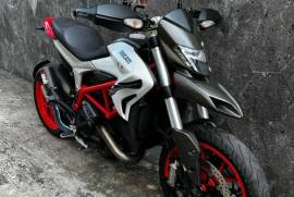 DUCATI HYPERMOTARD 821 ABS