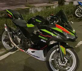 KAWASAKI ALL NEW NINJA 250 fi 2018 (dua silinder)