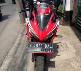 Honda CBR 150R 2020 Red