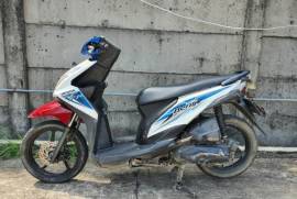 Honda Beat FI tahun 2015