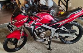 Ninja r 150 merah orisinil