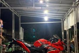 CBR 150R CBU 2013