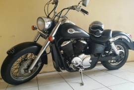 Honda Shadow 400cc tahun 2000