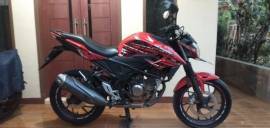 Honda CB150R Streetfire 2016