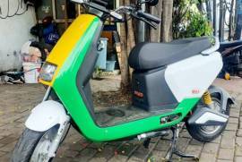 Sepeda Motor Listrik UWinFly Love Summer