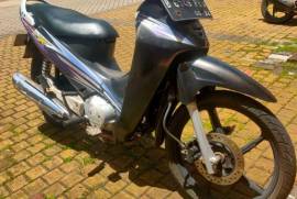 Honda Karisma X 125D (tahun 2005) motor bebek sura