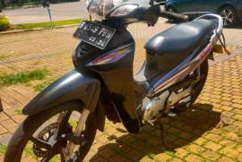 Honda Karisma X 125D (tahun 2005) motor bebek sura