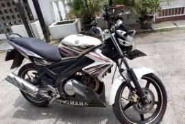 Dijual Motor Vixion Injection thn 2011 Putih