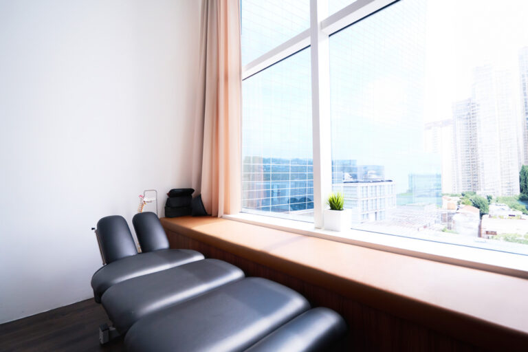 NOVENAClinic91_Chiro