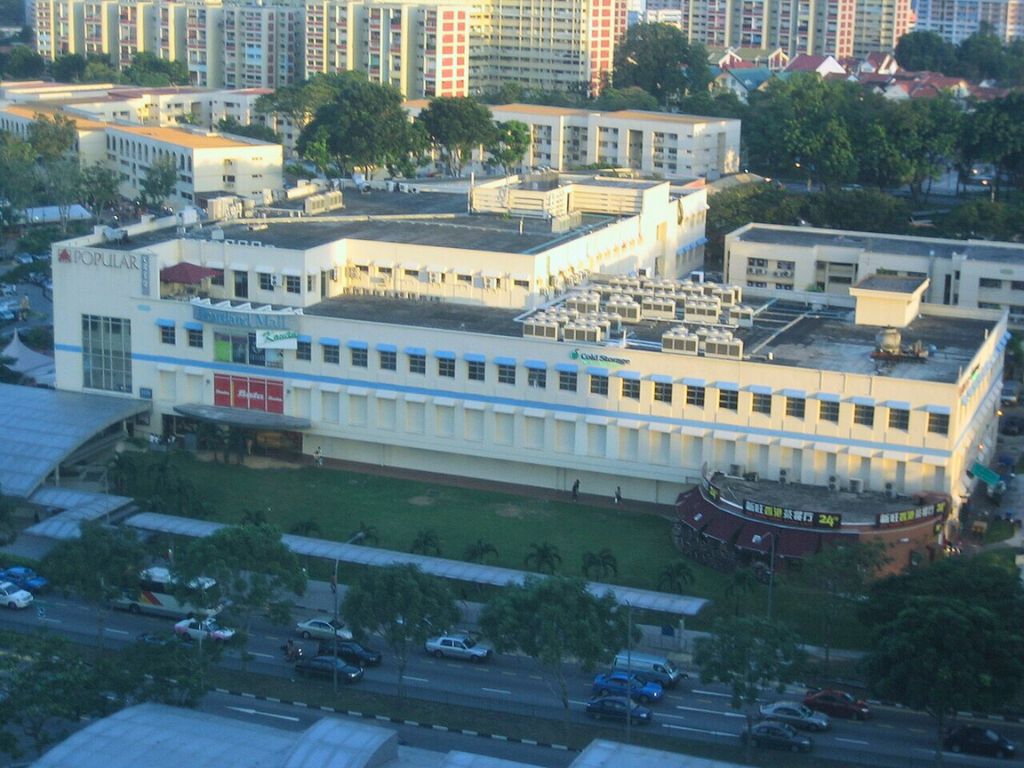 Photo by: Angcr. Edited by NATRAHEA