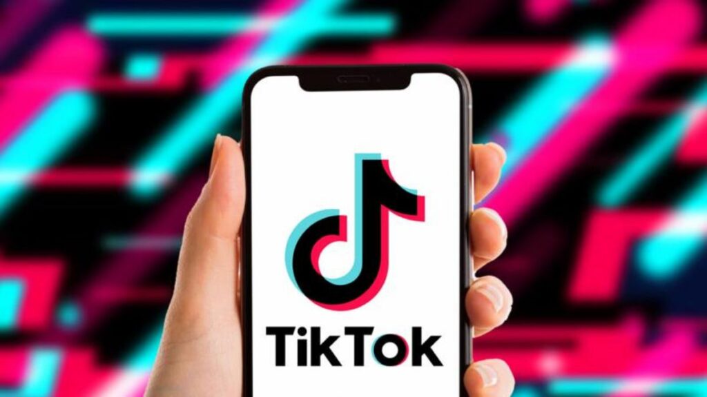 How to go viral on TikTok without followers