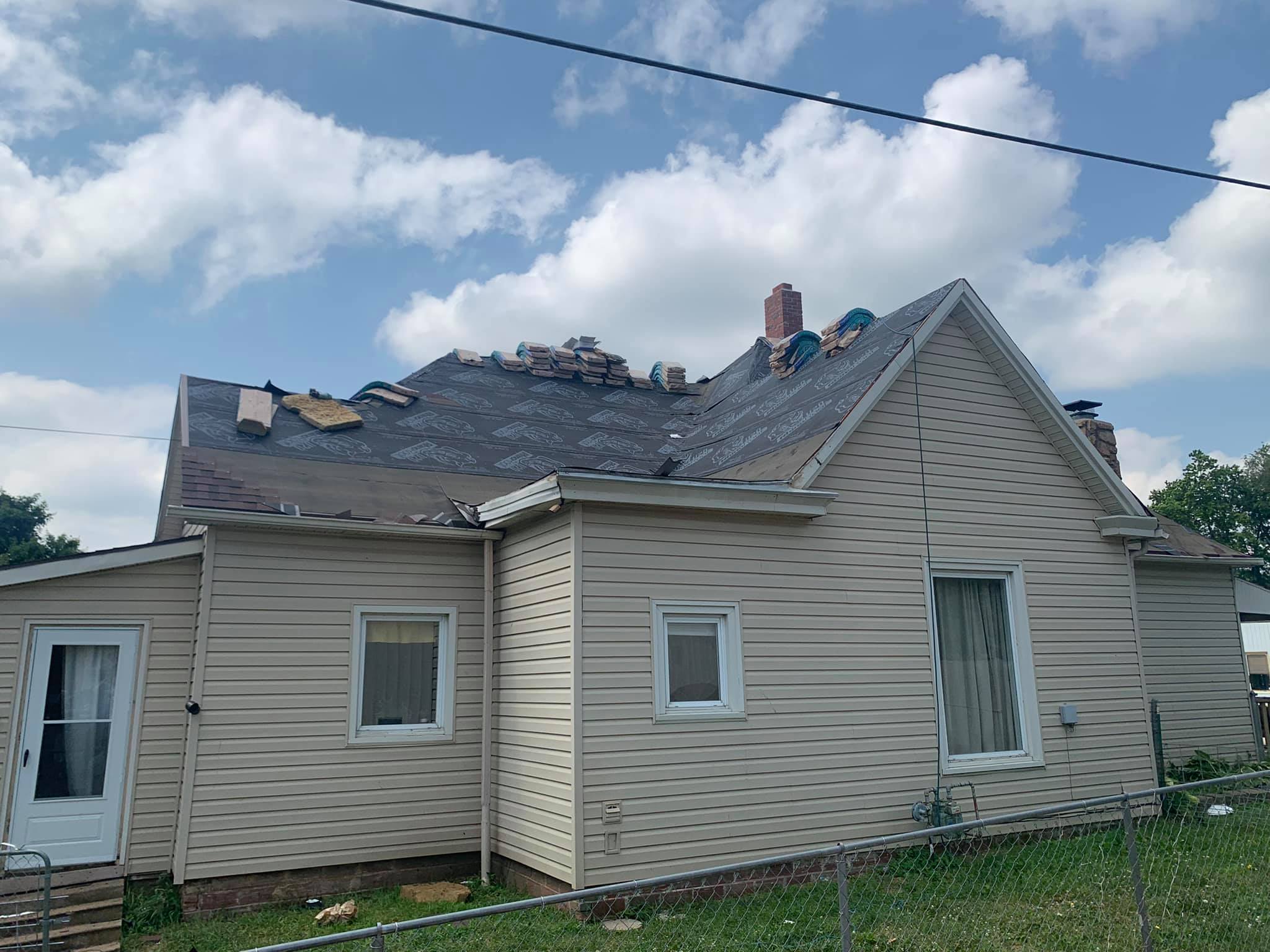 Roofers Near Basehor Kansas - Tips For Choosing The Right One