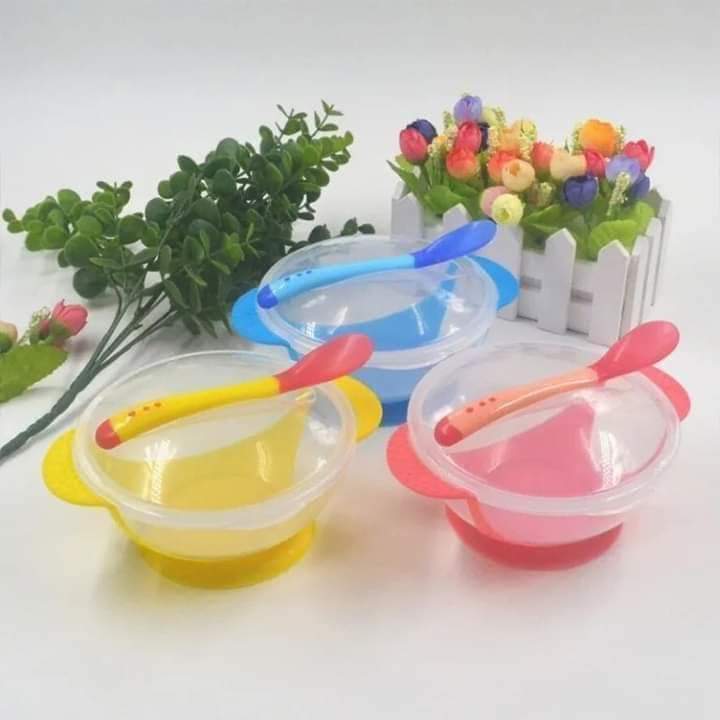 Feeding bowl with spoon