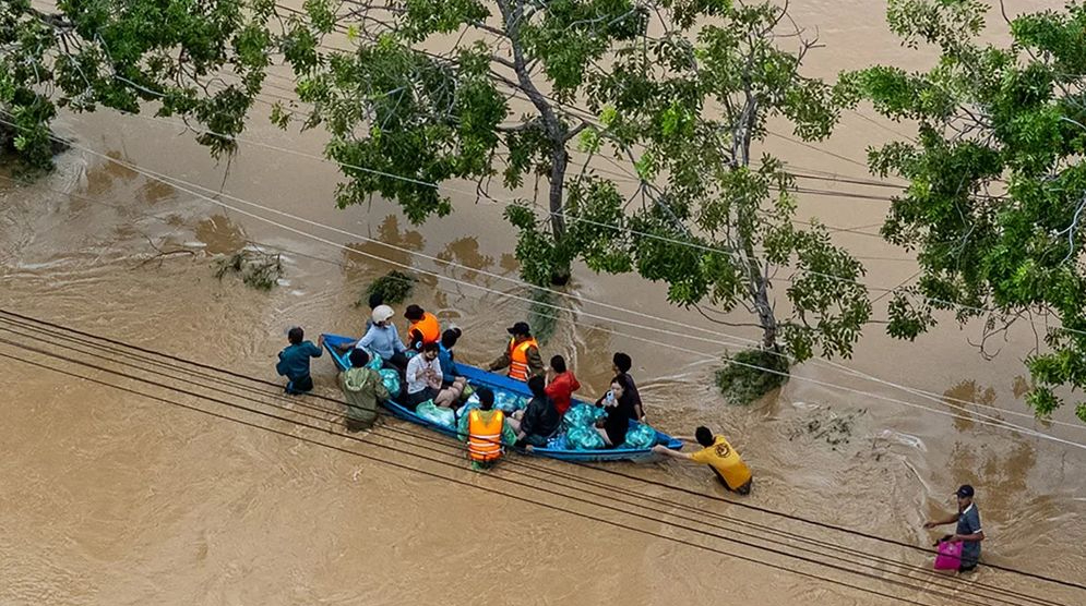ভিয়েতনামে বৃষ্টি ও ভূমিধসে নিহত ৯০