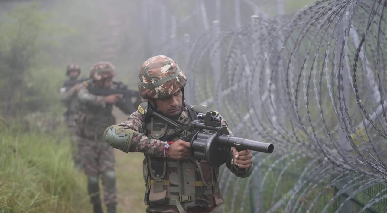 কাশ্মিরে ১০ ভারতীয় সেনা নিহত