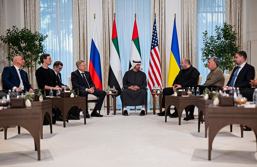 যুদ্ধ বন্ধে আবুধাবিতে বৈঠকে ইউক্রেন-যুক্তরাষ্ট্র-রাশিয়া