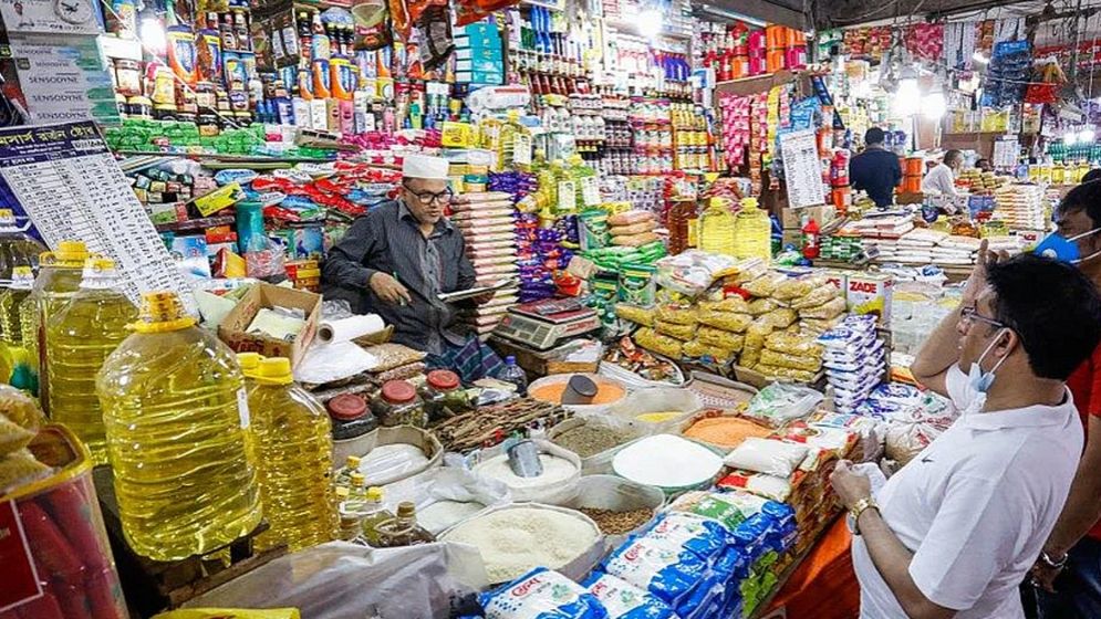 মূল্যবৃদ্ধির চাপ, ভোগান্তিতে জনজীবন