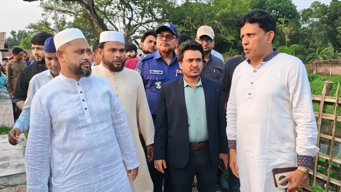 কিশোরগঞ্জ ইউপি চেয়ারম্যানের বিরুদ্ধে ভিজিএফ চাল আত্মসাৎ ও সরকারি জমি দখলের অভিযোগ