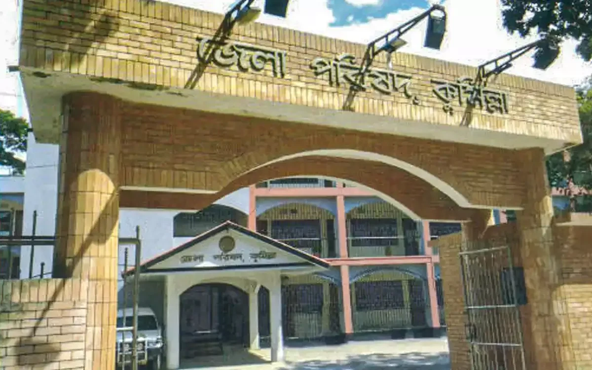 জেলা পরিষদ থেকে অর্থ নেওয়ার অভিযোগ হাসনাত-আসিফের বিরুদ্ধে