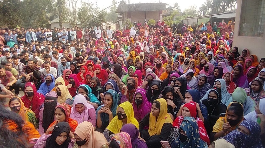 নারায়ণগঞ্জ ২ হাজারের বেশি শ্রমিক ছাঁটাই, বাড়ছে অস্থিরতা নারায়ণগঞ্জ ২ হাজারের বেশি শ্রমিক ছাঁটাই, বাড়ছে অস্থিরতা