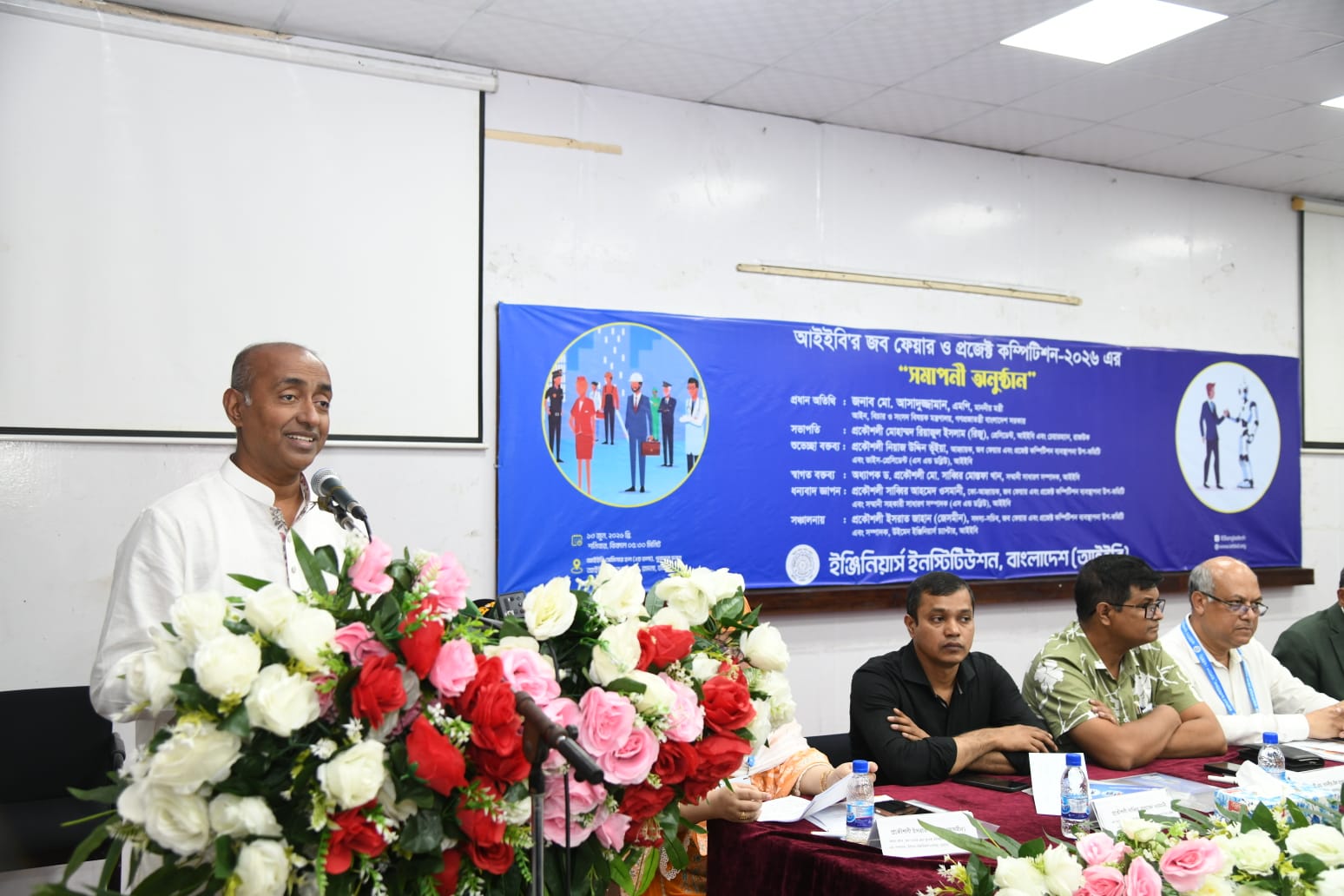 মেধাবী প্রকৌশলীদের বিদেশমুখী প্রবণতা কমাতে অনুকূল কর্মপরিবেশ সৃষ্টি করতে হবে: আইনমন্ত্রী