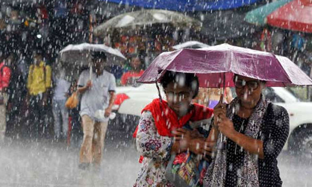 দেশজুড়ে বৃষ্টির আভাস, কোথাও কোথাও হতে পারে ভারী বর্ষণ