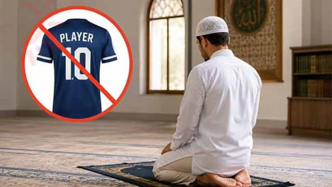 জার্সি গায়ে জড়িয়ে নামাজ আদায় জায়েজ