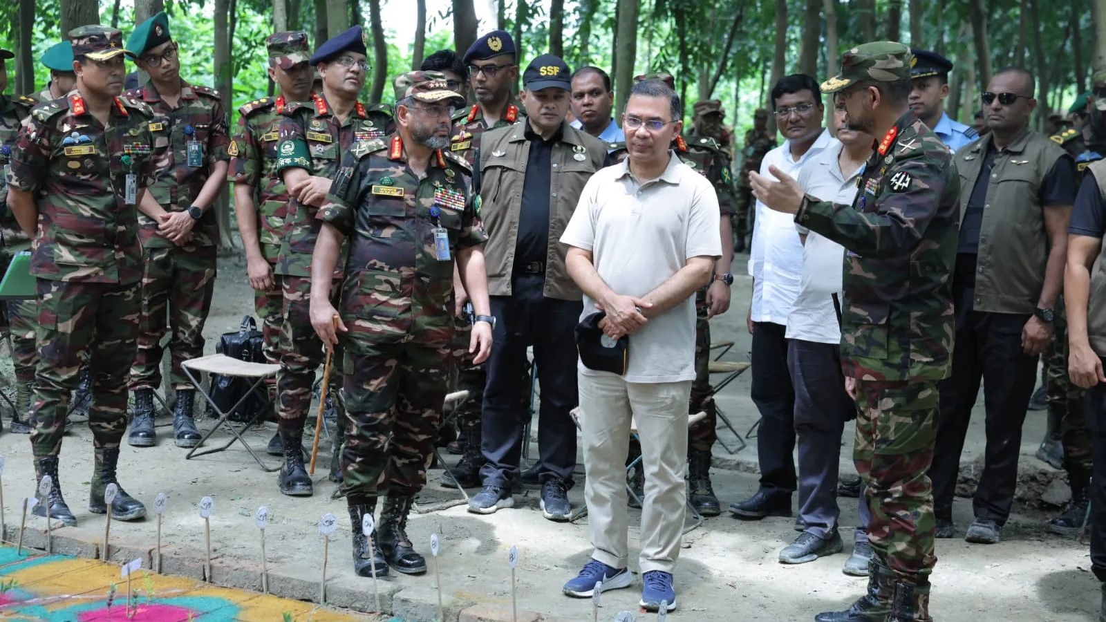 সেনাবাহিনীর গ্রীষ্মকালীন মহড়া আকস্মিক পরিদর্শন করলেন প্রধানমন্ত্রী তারেক রহমান