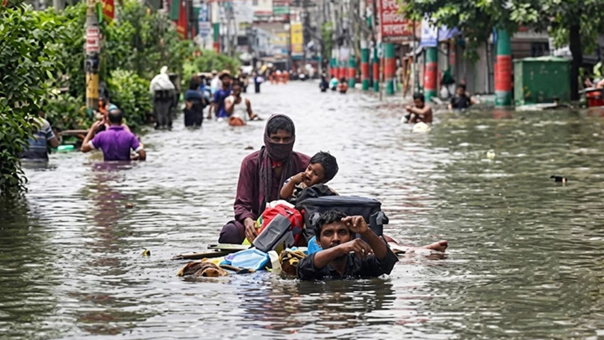 পাহাড়ধস-বন্যায় মৃত্যু বেড়ে ৫৭ জন