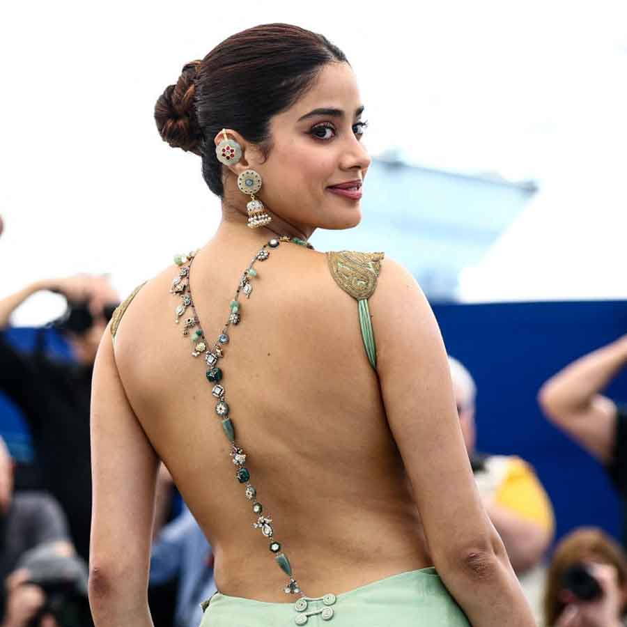1747835789_kapoor-6