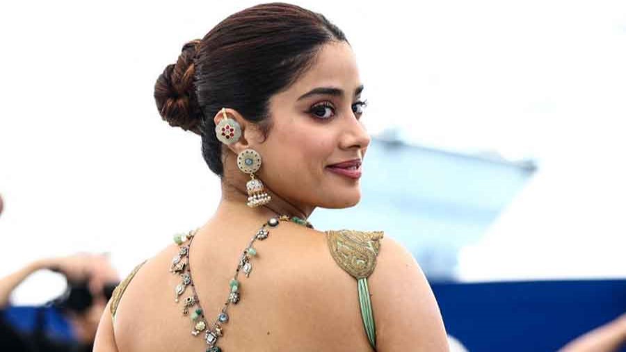 1747835789_kapoor-6