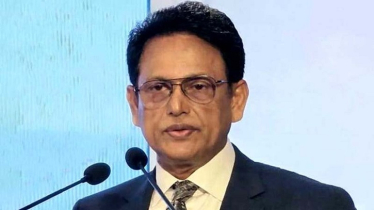 শিক্ষামন্ত্রী মিলনের পদত্যাগ দাবিতে এইচএসসি পরীক্ষার্থীদের সায়েন্সল্যাব অবরোধ