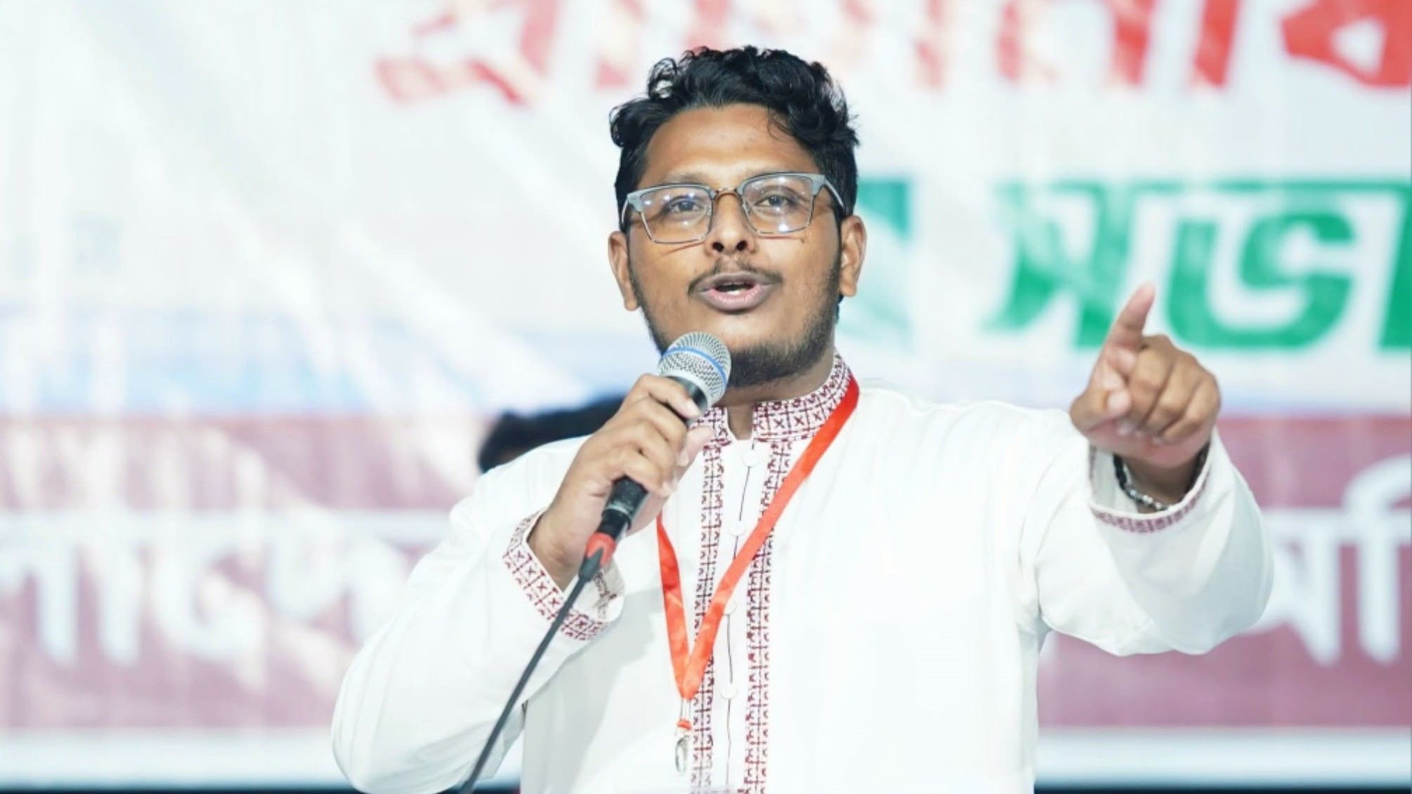 'পাটোয়ারীর বক্তব্যে রাজনীতির পরিবেশ দূষিত হচ্ছে'-নাজমুল হাসান