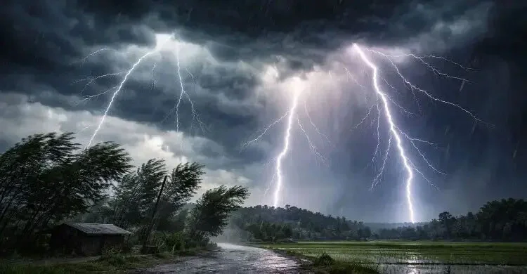 দুপুরের মধ্যে ৯ জেলায় ঝড়সহ বজ্রবৃষ্টির আভাস