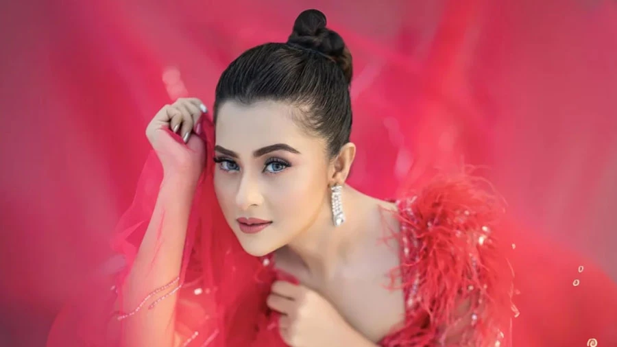 "স্কোরবোর্ডে ২-১ ব্যবধানে এগিয়ে বুবলী