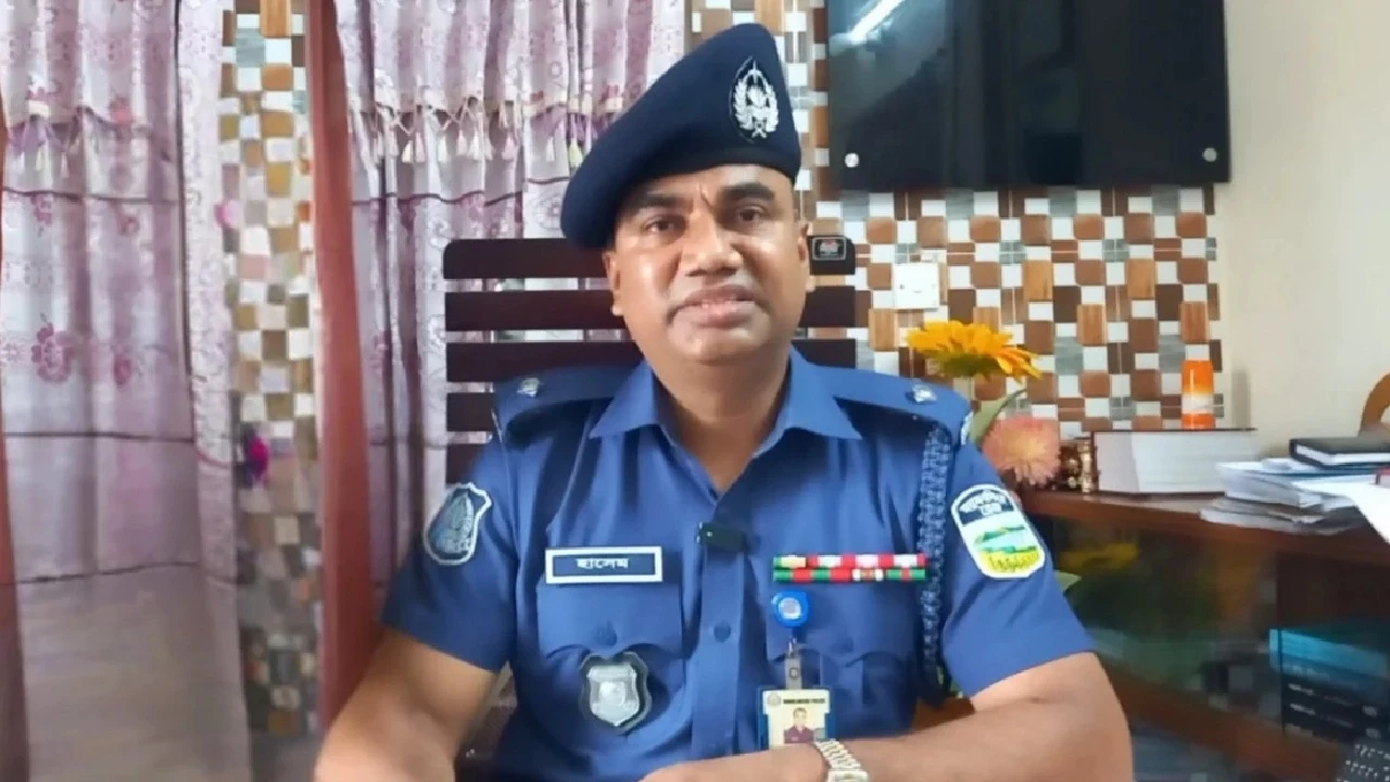 ‘পুলিশের চাকরি এক ধরনের ব্যবসা’