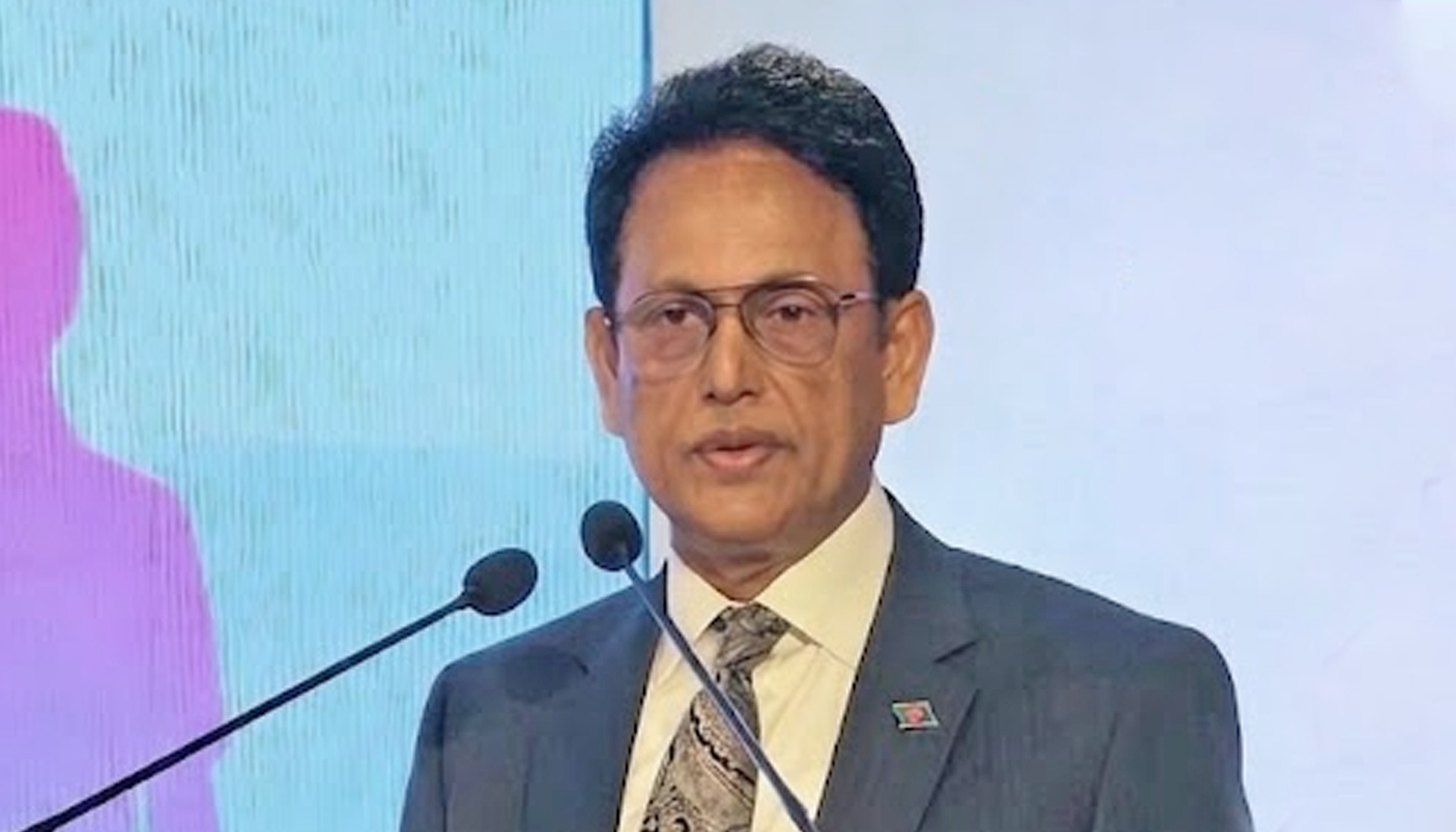 পরীক্ষার ভেতর চাকরি করতে হবে না ইকনকে, ঘোষণা শিক্ষামন্ত্রীর