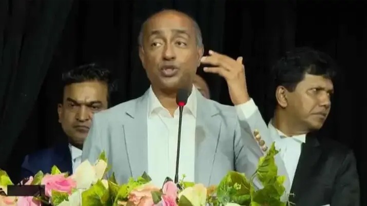 সাবেক রাষ্ট্রপতির বিরুদ্ধে ওঠা দুর্নীতির অভিযোগ সরকার পর্যালোচনা করছে: আইনমন্ত্রী