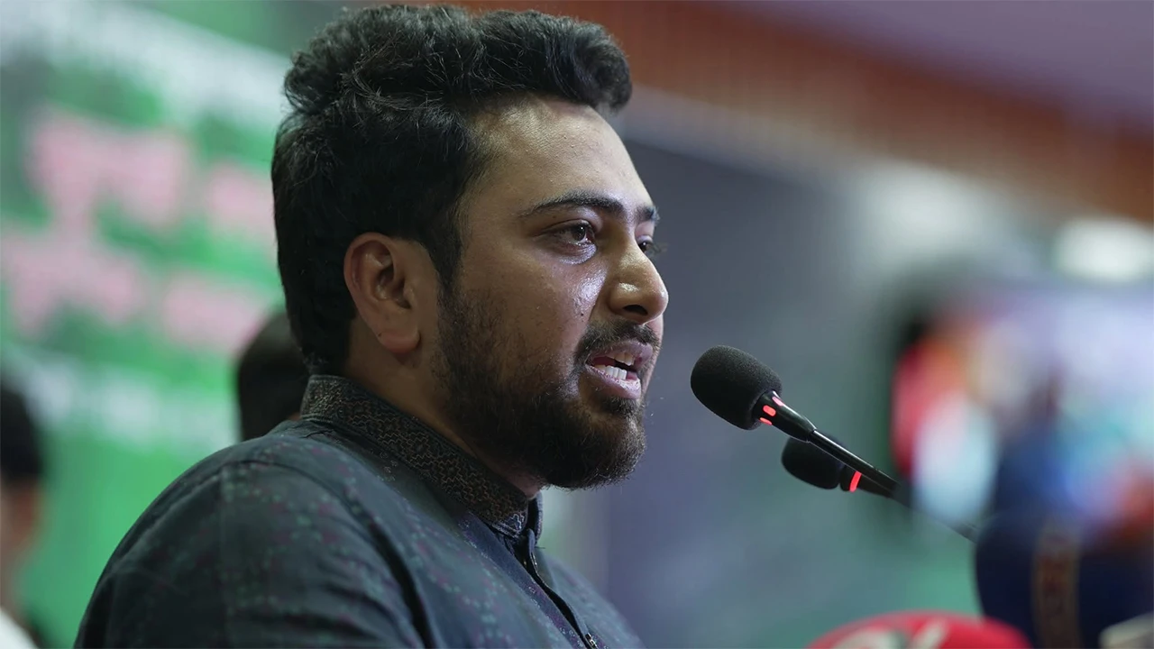 ভারত-আমেরিকা কারো আধিপত্য মেনে নেব না: নাহিদ ইসলাম