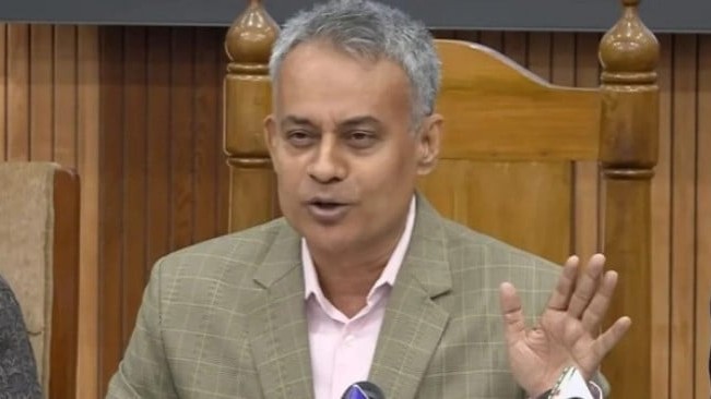 ঢাকায় রুটভিত্তিক এক কোম্পানির মাধ্যমে চলবে বাস, থাকবে নির্দিষ্ট রং: পরিবহণমন্ত্রী